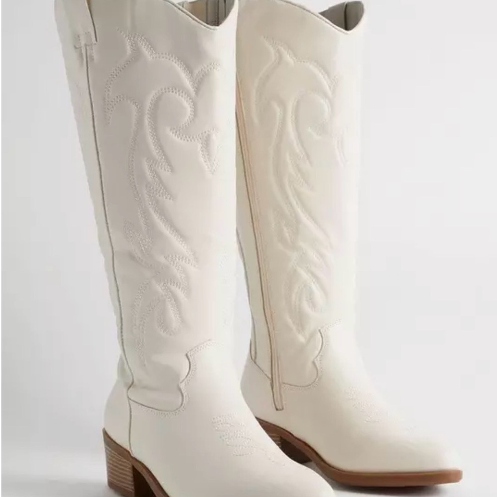 Torrid White Heeled Western Boots